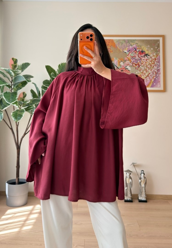 Mina Büzgülü Yaka Yarasa Kol  Bluz Bordo