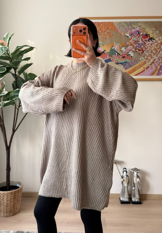 Riane Çizgi Detalı Oversize Kazak Vizon