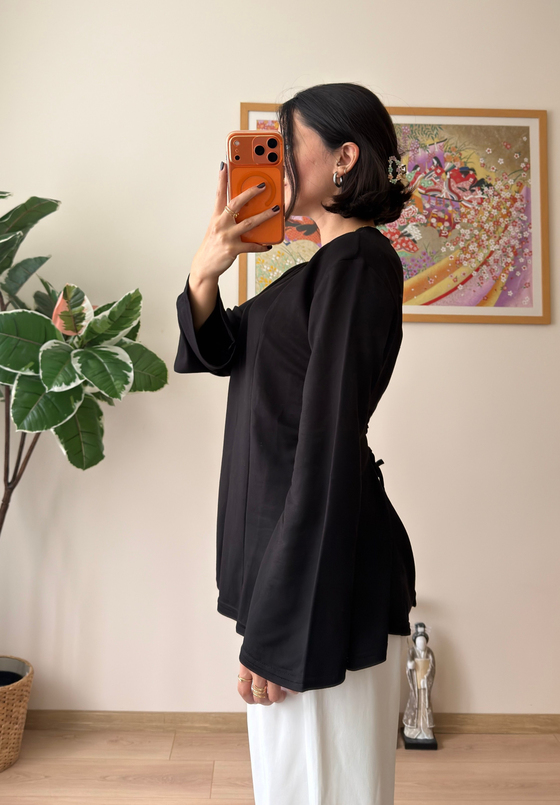 Sırtı Bağcıklı İspanyol Kol Peplum Bluz Siyah