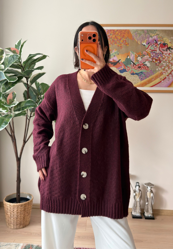 V Yaka Düğmeli Oversize Uzun Hırka Bordo