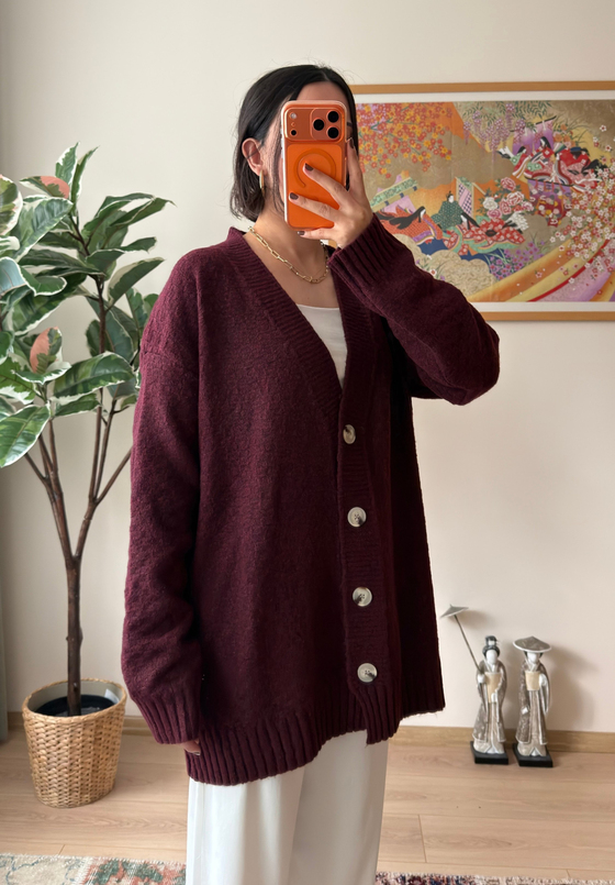 V Yaka Düğmeli Oversize Uzun Hırka Bordo