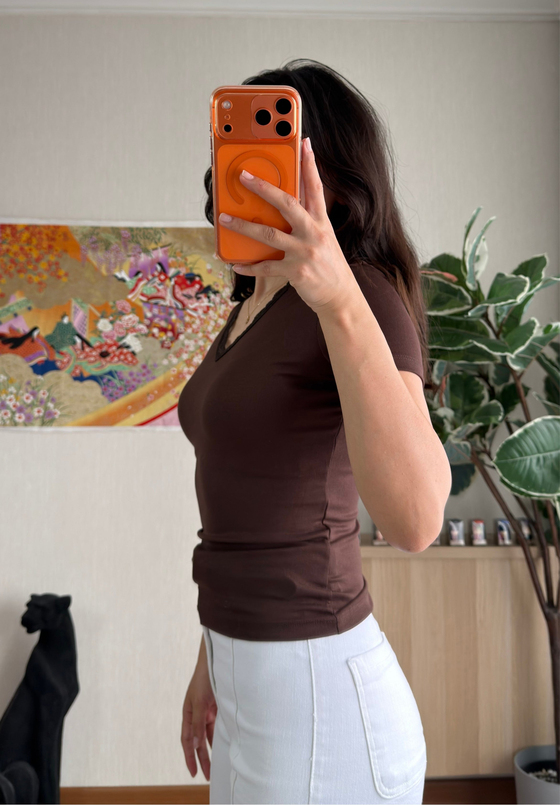 V Yaka Kısa Kol T-Shirt Kahve