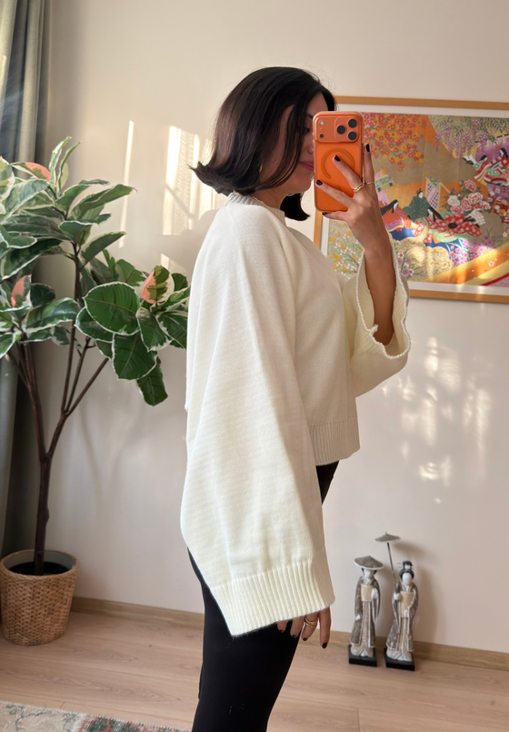 Yarasa Kol Oversize Triko Kazak Ekru