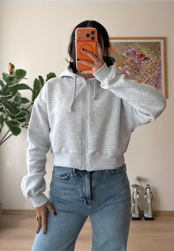 Yuki Kapşonlu Fermuarlı Kısa Sweatshirt Gri