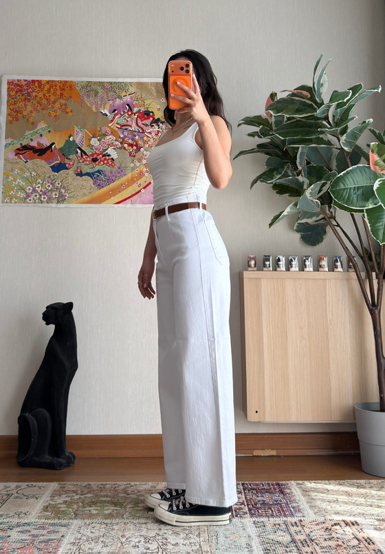 Yuriko Kemerli Bol Paça Jean Beyaz
