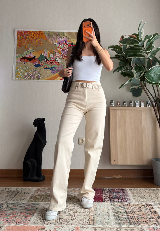Yusina Kemer Detaylı Jean 