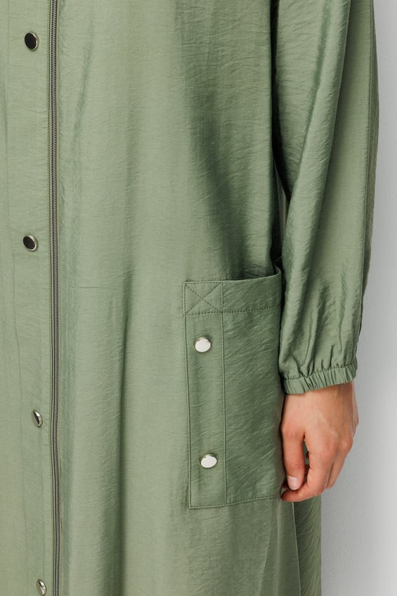 85% LyoCELL Goldy Accessoire Gedetailleerde Zak en Bijpassende Abaya - Khaki