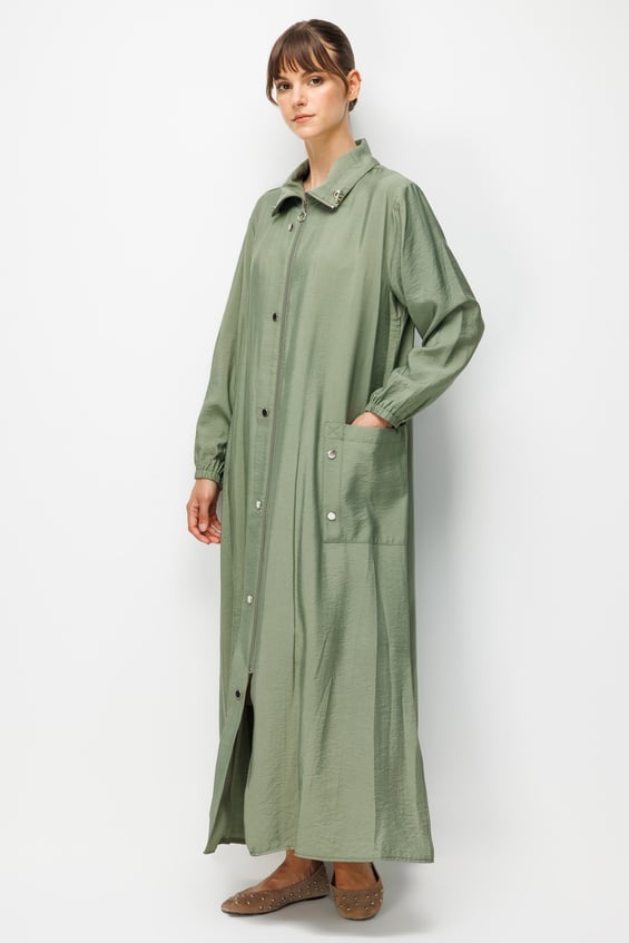 85% LyoCELL Goldy Accessoire Gedetailleerde Zak en Bijpassende Abaya - Khaki