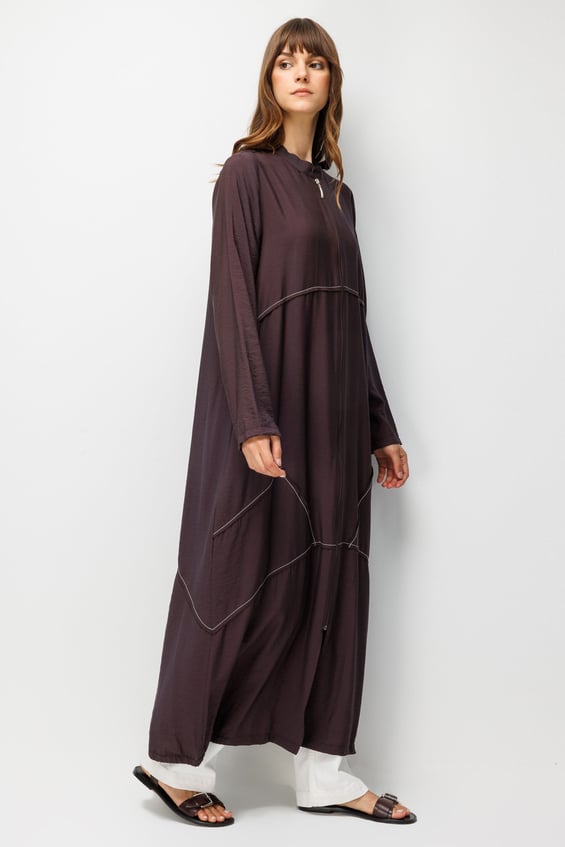85 % LyoCELL Goldfarbene Cape-Abaya mit kontrastierenden Ziernähten – Braun