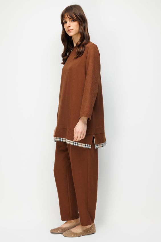 Ferra Garni zijden stoffen lichtgewicht en comfortabele broek en tuniek set - Koffie