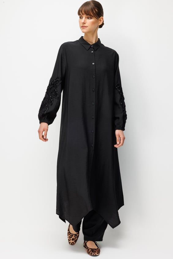 Goldy %85 LyoCELL Soft Kumaştan Kol El İşi İşleme Detaylı Zamansız Maxi Tunik Kap-Siyah