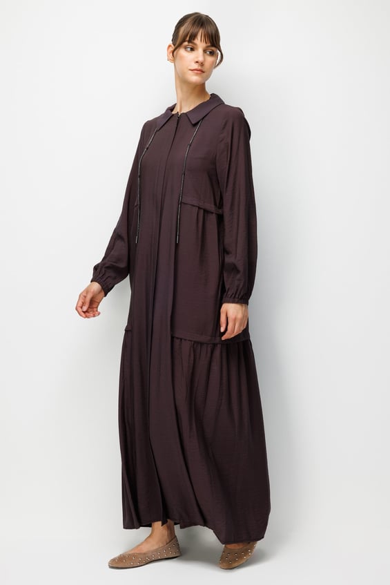 Goldy %85 LyoCELL Soft Kumaştan Yaka Zincir Aksesuarlı Zamansız Maxi Tunik-Elbise-Kahve