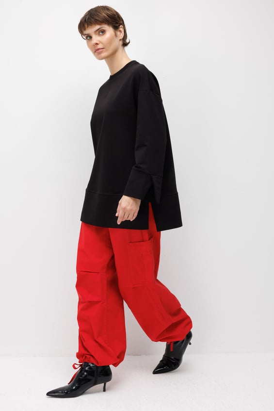 Örme Kol ve Yırtmaç Detaylı Tunik Sweatshirt-Siyah