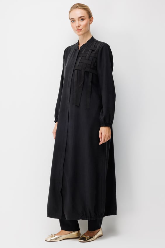 Premium Akıcı Kumaştan El İşi Detaylı Maxi Kap-Siyah