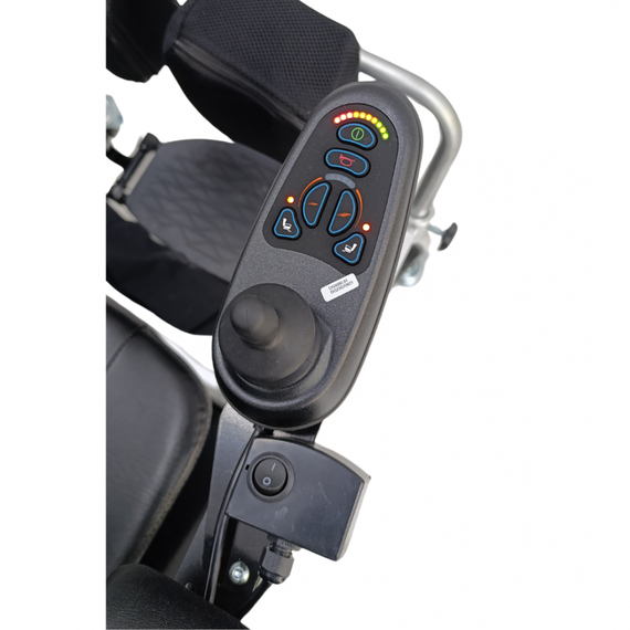 Poylin P302 Ultra Lüks Ayağa Kaldıran Akülü Tekerlekli Sandalye