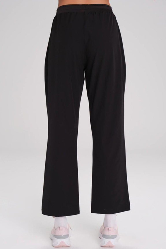 HaşemaHaşema بنطال رياضي أسود بقصة إسبانية من مجموعة Active ACT-2