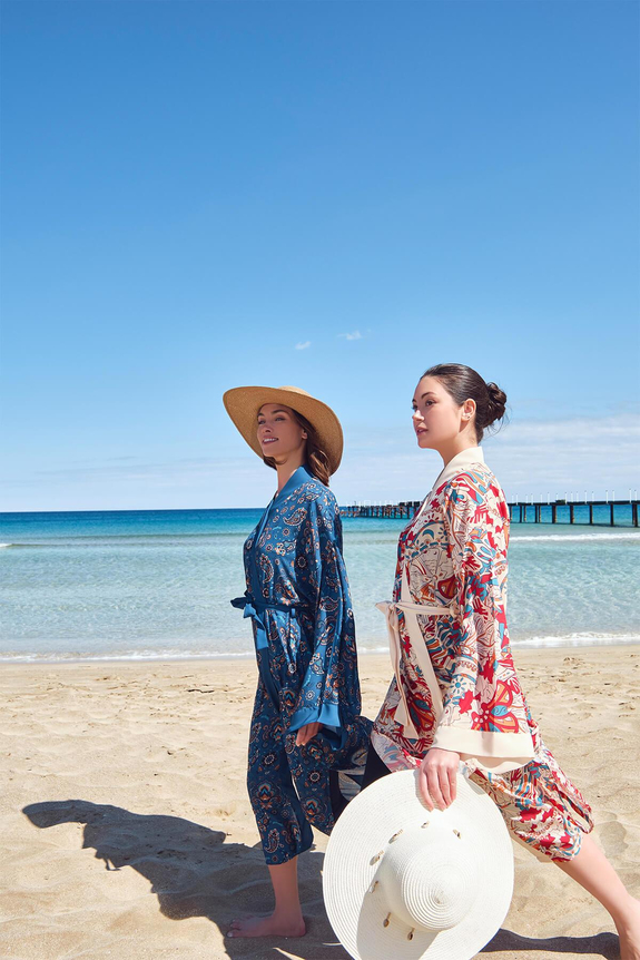 HaşemaHaşema Bej Renkli Desenli Kemerli Uzun Kimono