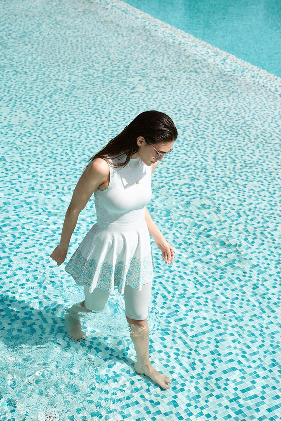 HaşemaHaşema طقم سباحة باللون الكريمي 4 قطع بتغطية جزئية له طبعات 5020