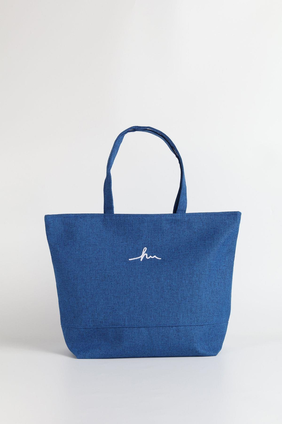 HaşemaHaşema حقيبة شاطئ زرقاء من الكتان لها شعار مطرز 21