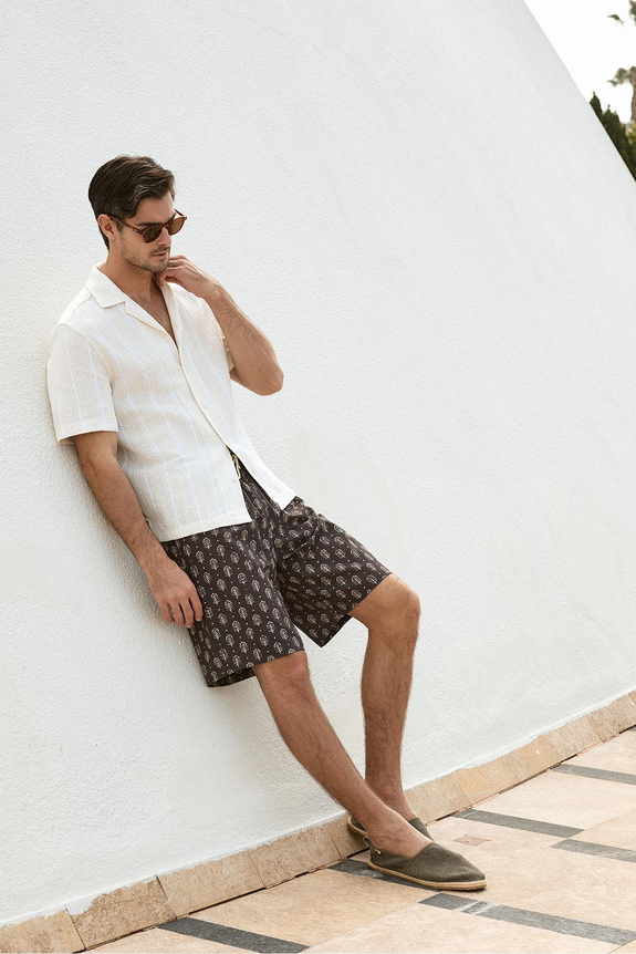 HaşemaHaşema شورت سباحة بيج قصير للرجال مع حزام ومشبك 5062