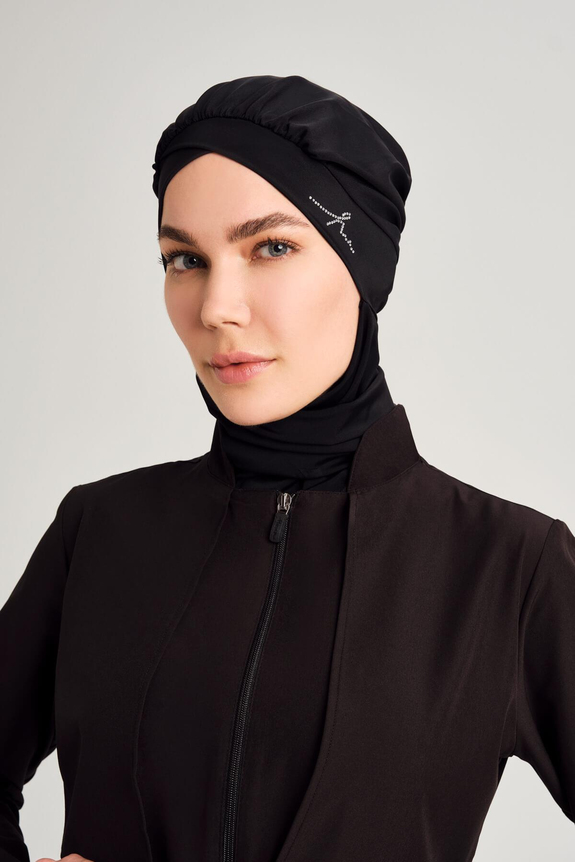 HaşemaSiyah Taş İşlemeli Çapraz Tesettür Bone