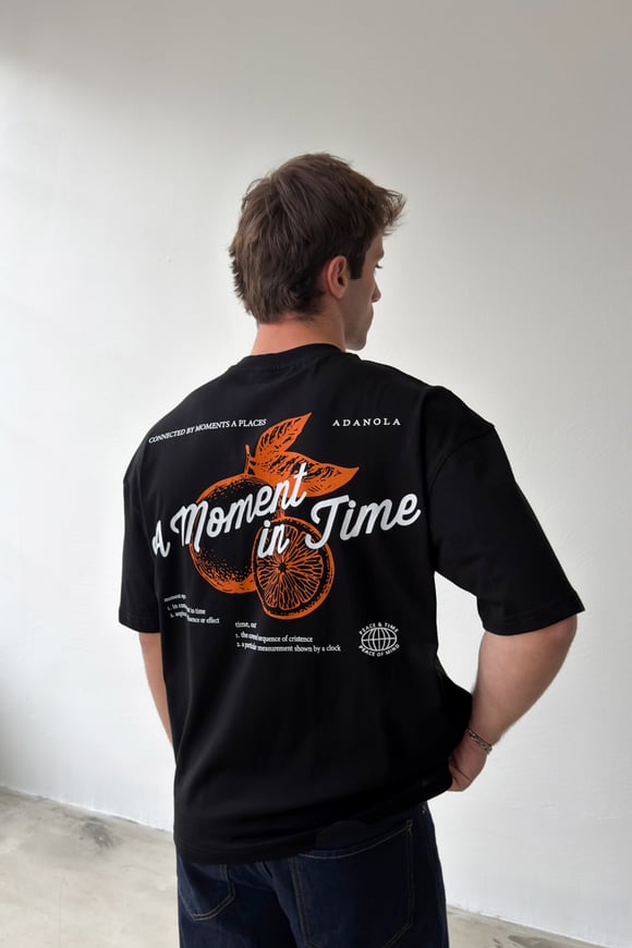 A Moment İn Time Baskılı Oversize Tişört