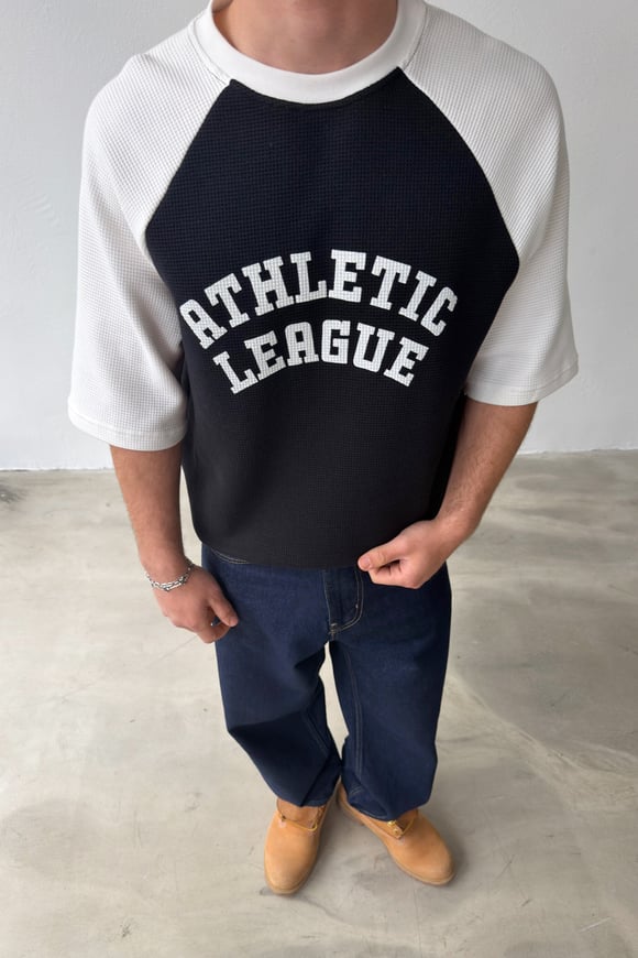 Athletic Baskılı Reglan Kol Tişört