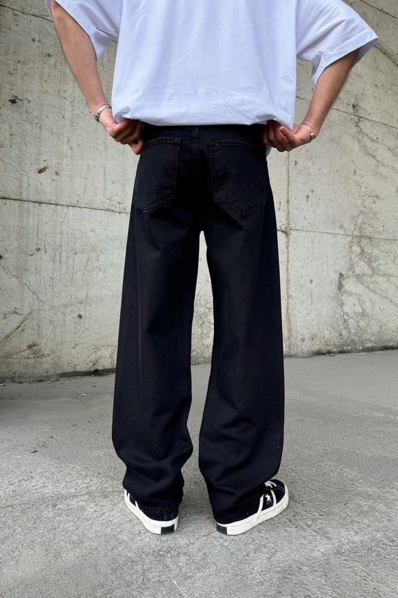 Basic Yıkamalı Regular Jean Siyah
