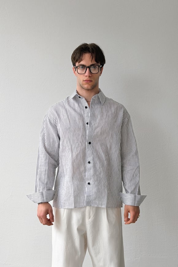 Çizgili Oversize Siyah-Ekru Keten Gömlek