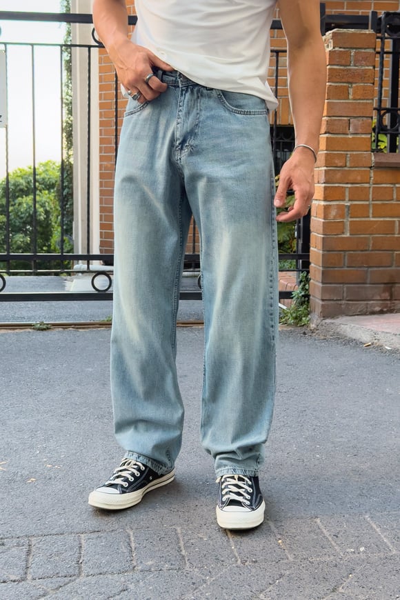 Distressed Night Blue Regular Pants