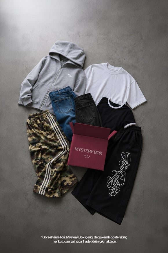 Flaw Premium Plus Mystery Box