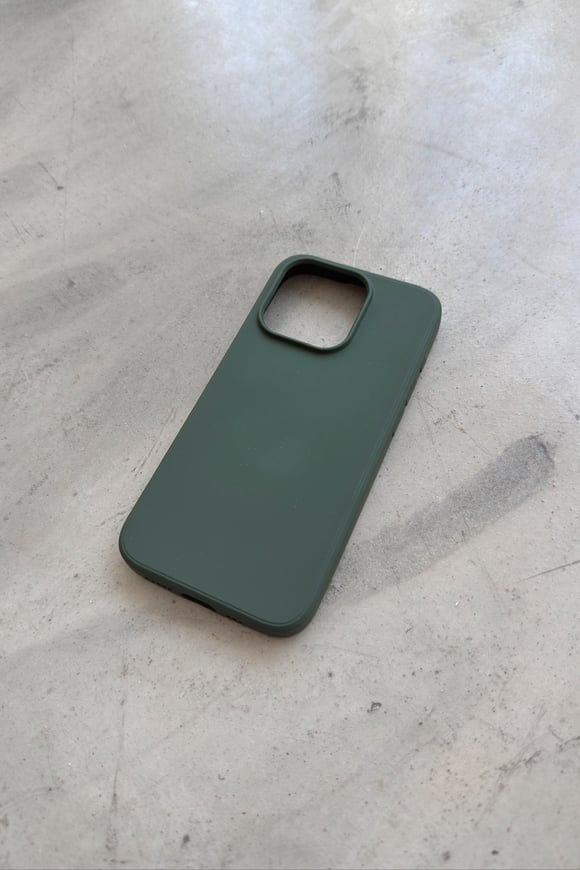 Iphone 15 Pro Uyumlu Silikon Düz Kılıf