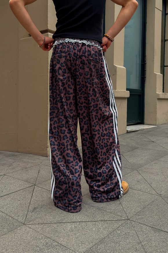 Leopar Pattern Monster Fit Sweatpants