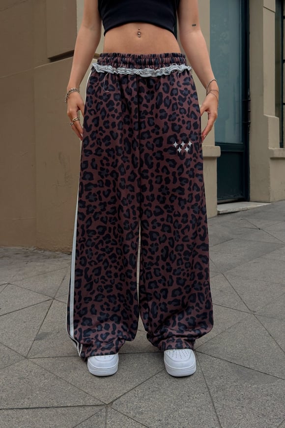 Leopar Pattern Monster Fit Sweatpants