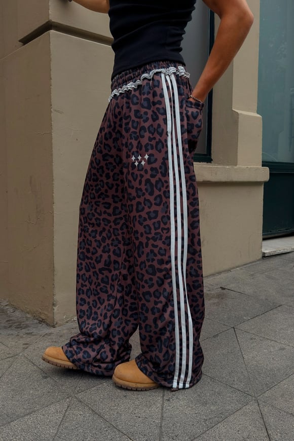 Leopar Pattern Monster Fit Sweatpants