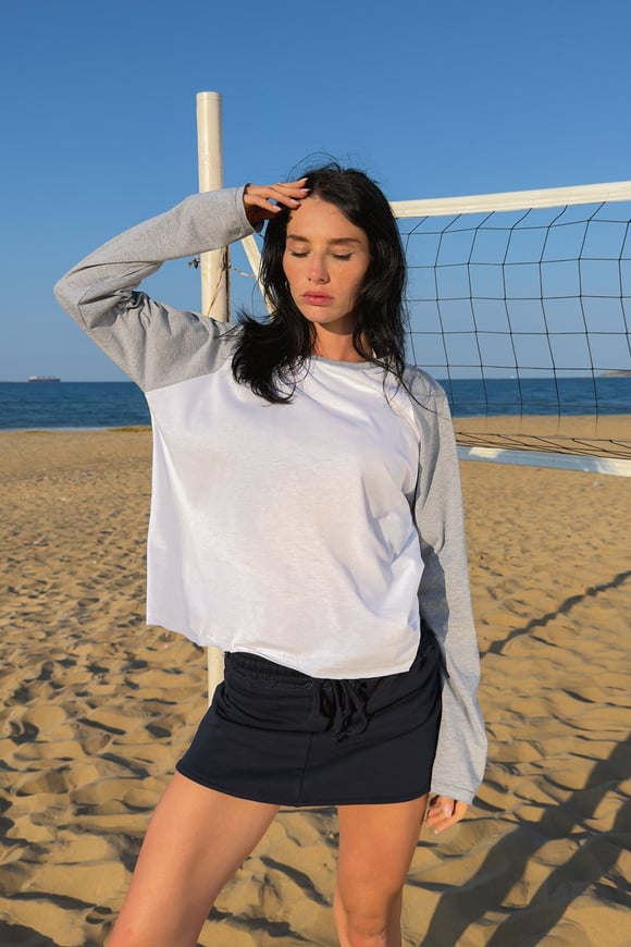 Color Block Longsleeve T-shirt