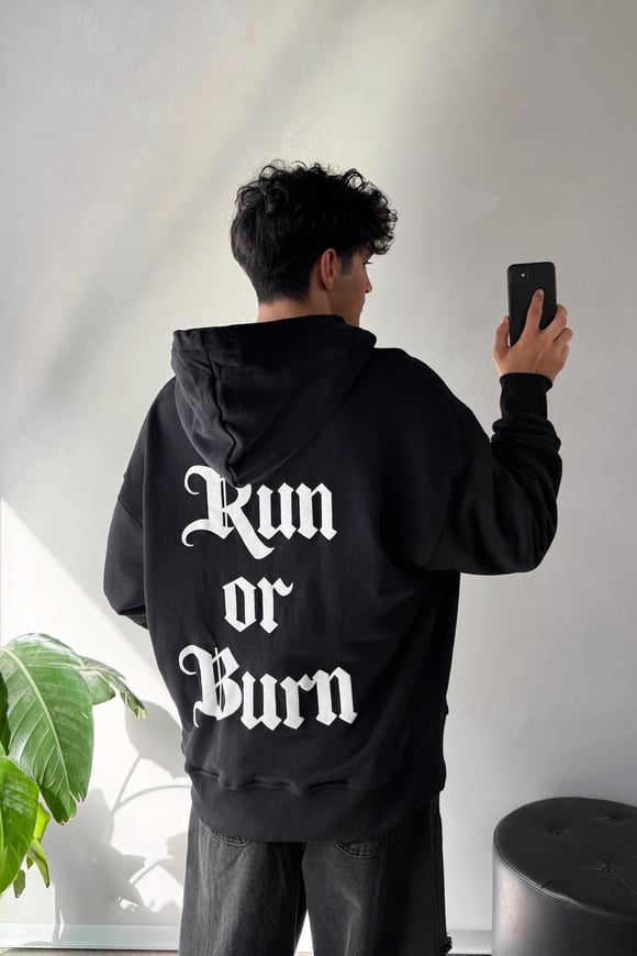 Run Or Burn Baskılı Siyah Oversize Hoodie