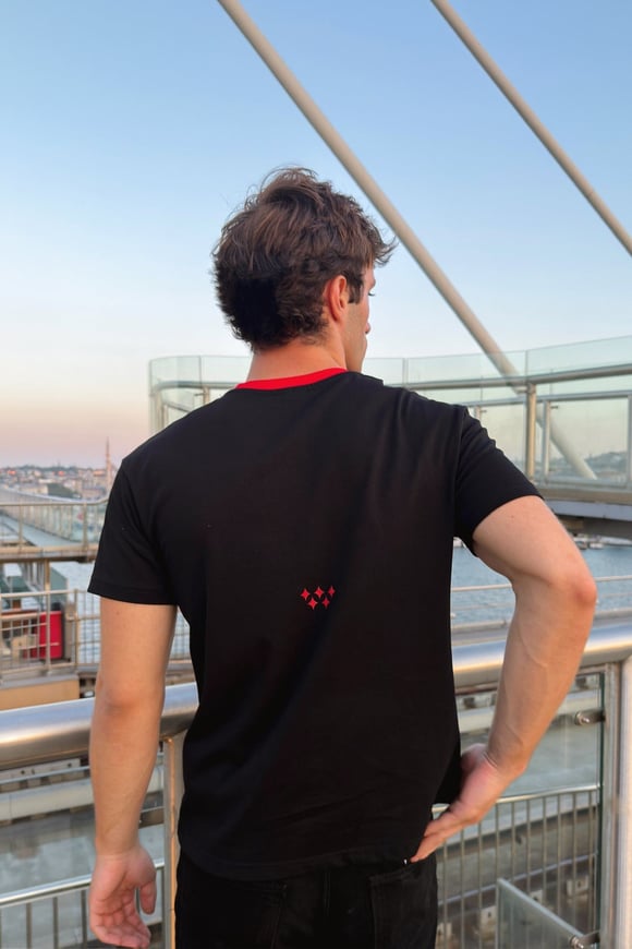 Spider Trace Tee