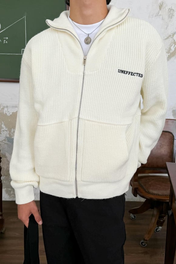 Uneffected Nakışlı Ekru Triko Hırka