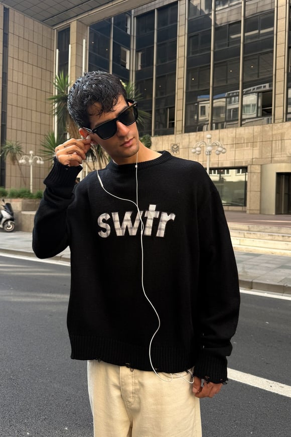 Unravel Black Knit