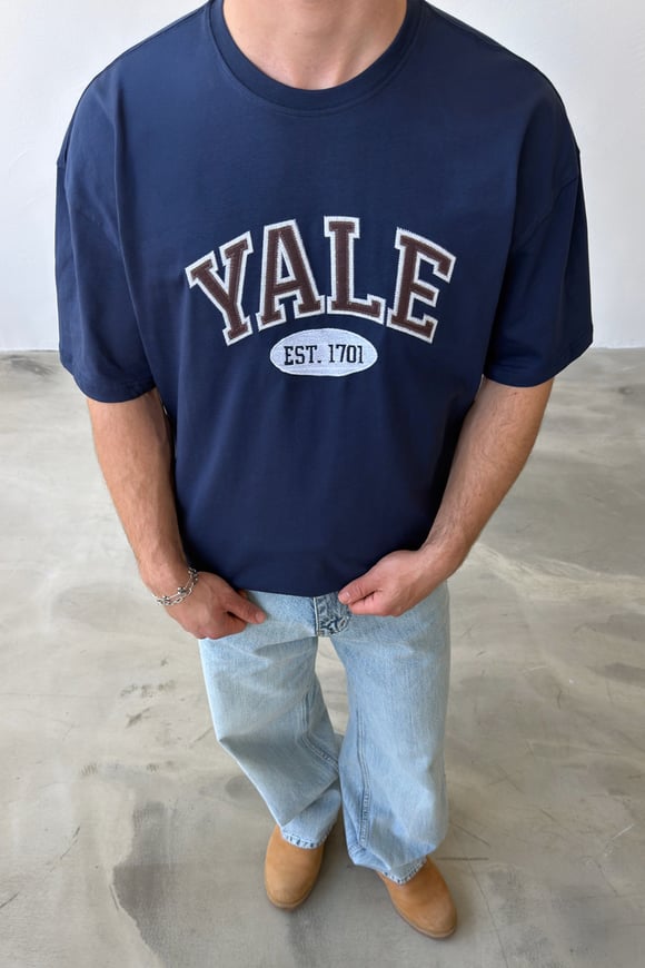 Yale Nakışlı Tişört