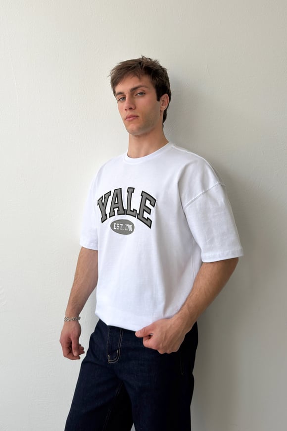 Yale Nakışlı Tişört
