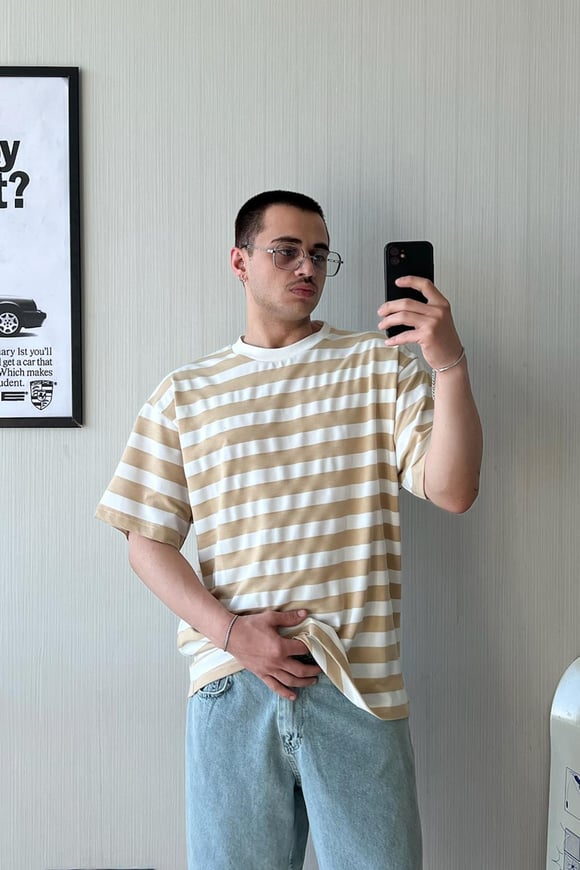 Çizgili Yaka Biyeli Camel Oversize Tişört