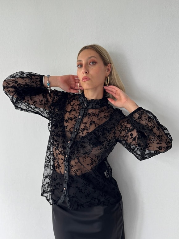 Retrobird Elodie Volanlı Dantel Hâkim Yaka Düğmeli Siyah Gömlek