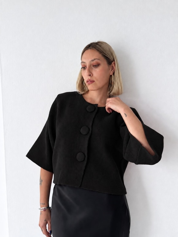 Retrobird Nellie Büyük Düğmeli Siyah Crop Triko Hırka