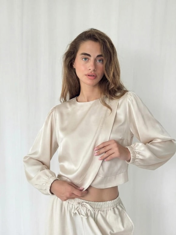 Retrobird Alisa Retro Cream Shirt with Cover