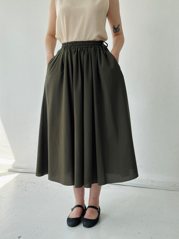 Retrobird Circle Flared Midi Length Khaki Skirt