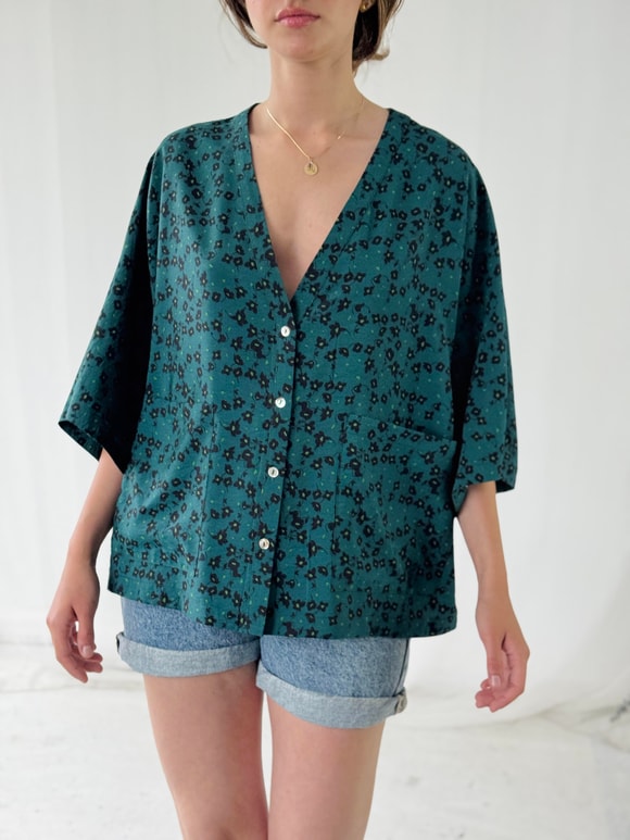 Retrobird Tasarım V Yaka Koyu Yeşil Kimono Gömlek