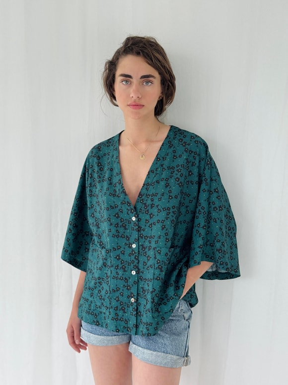Retrobird Tasarım V Yaka Koyu Yeşil Kimono Gömlek