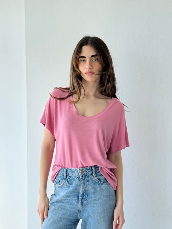 Retrobird V Yaka Kaşkorse Dökümlü Pembe Tişört Üst